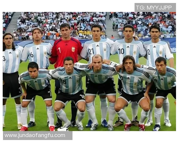 以世界顶级足球球星为中心探讨他们如何影响全球体育文化发展